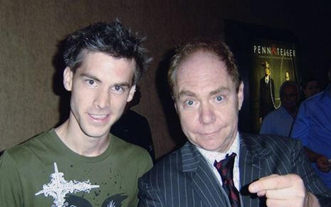Shawn Glover with Teller of Pen & Teller Durham Region Magician Shawn Glover with Teller from Penn and Teller